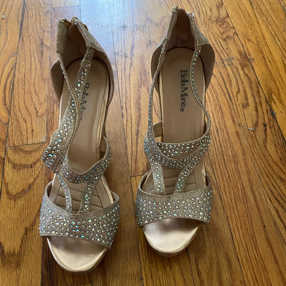 Gold Wedges